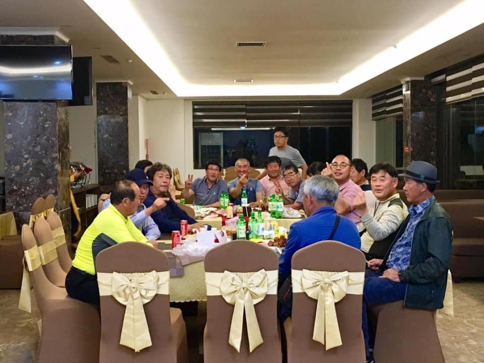 Sun Bay Tuan Chau Hotel Ha Long Zewnętrze zdjęcie
