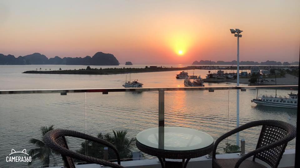 Sun Bay Tuan Chau Hotel Ha Long Zewnętrze zdjęcie